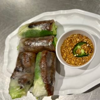 02. BBQ Pork Salad - Goi cuon thit nuong