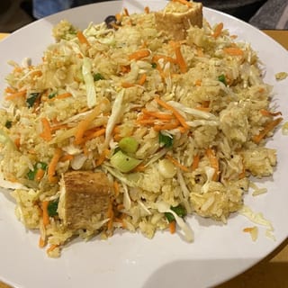 76. Vegetarian fried rice (broccoli, mushroom, bamboo shoots, cabbage & carot) - cơm chiên chay