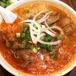 13. Beef spicy vermicelli soop - Bún bò huế